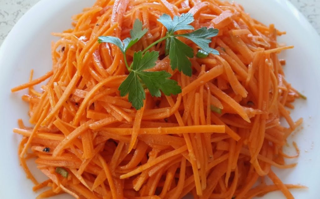 Havuç Salatası Tarifi: Yoğurtlu, Yoğurtsuz, Limonlu ve Turplu Seçeneklerle